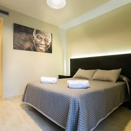 Hotel Montmar 3*