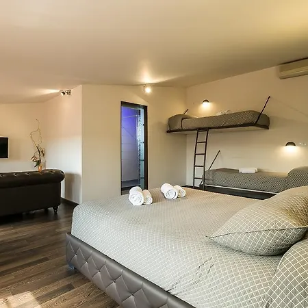 Hotel Montmar