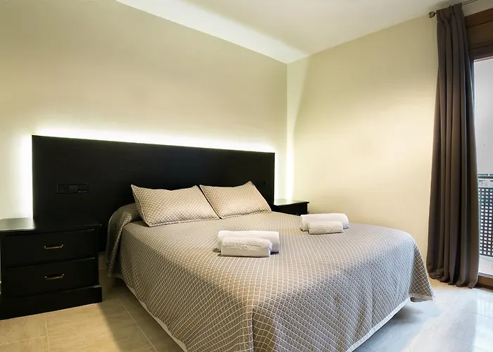 Hotel Montmar 3*